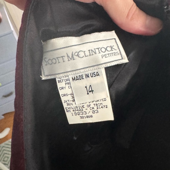 Scott McClintock Burgundy Strapless Dress Embroidered Rhinestone Centerpiece - Picture 4 of 4